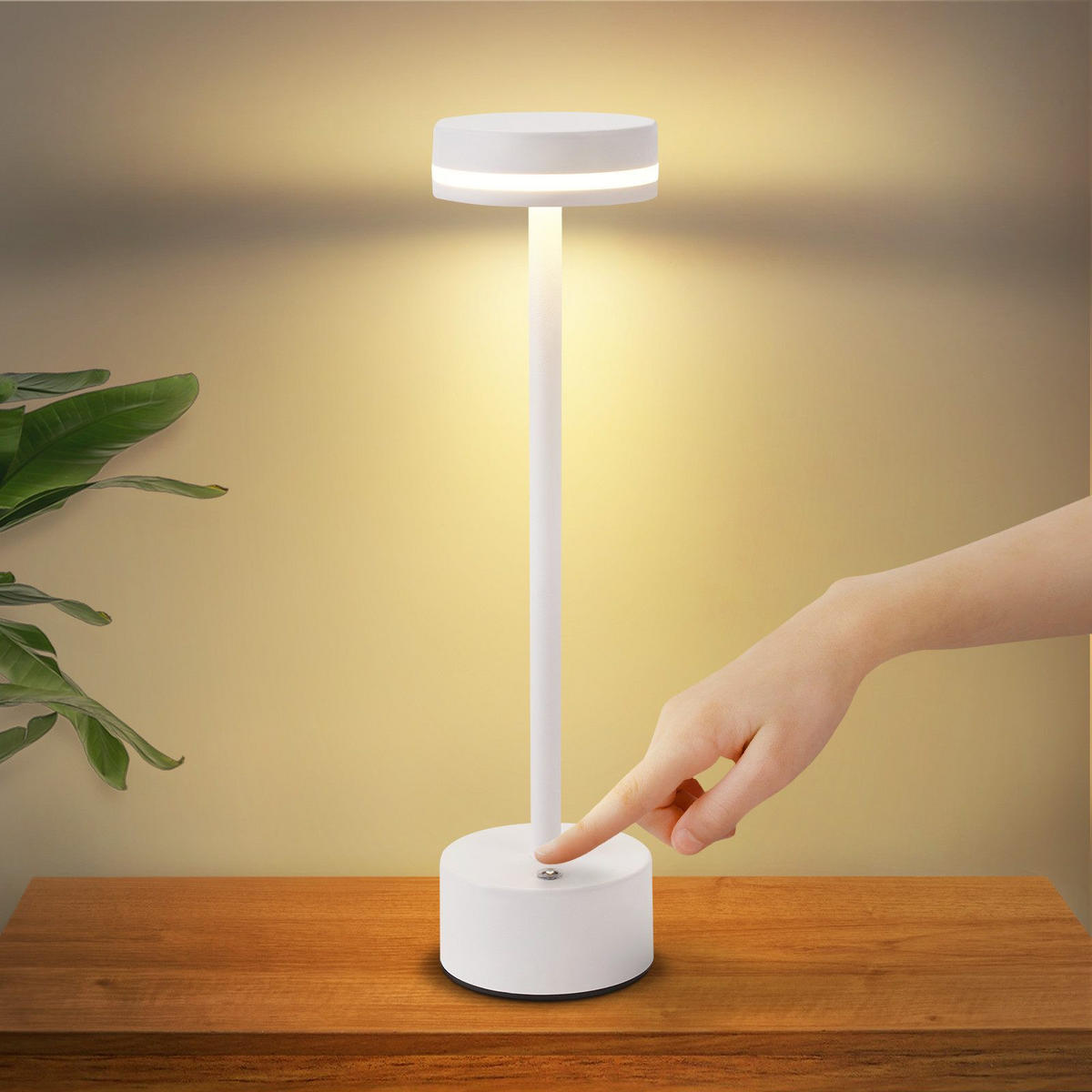 STOLNÍ lampa Aberfeld LED 8/8/31,5 cm - bílá, kov (8/8/31.5cm) - Nettlife