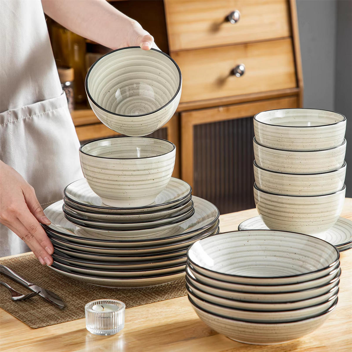 KOMBISERVICE 24-teilig aus Steinzeug, Beige, Geschirrset für 6 Personen - Beige, Keramik (26.8/3.2/26.8cm) - Kaket