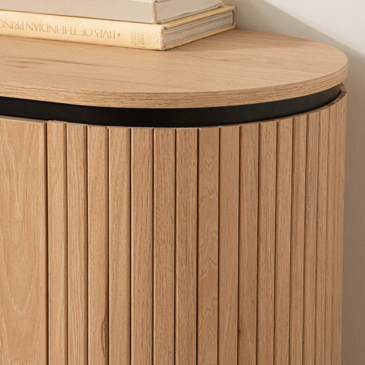 SIDEBOARD mit 2 Türen und seitlichem Rillen-Effekt malaga 120/40/72 cm - Eschefarben, Holzwerkstoff (46/72/40cm) - Calicosy