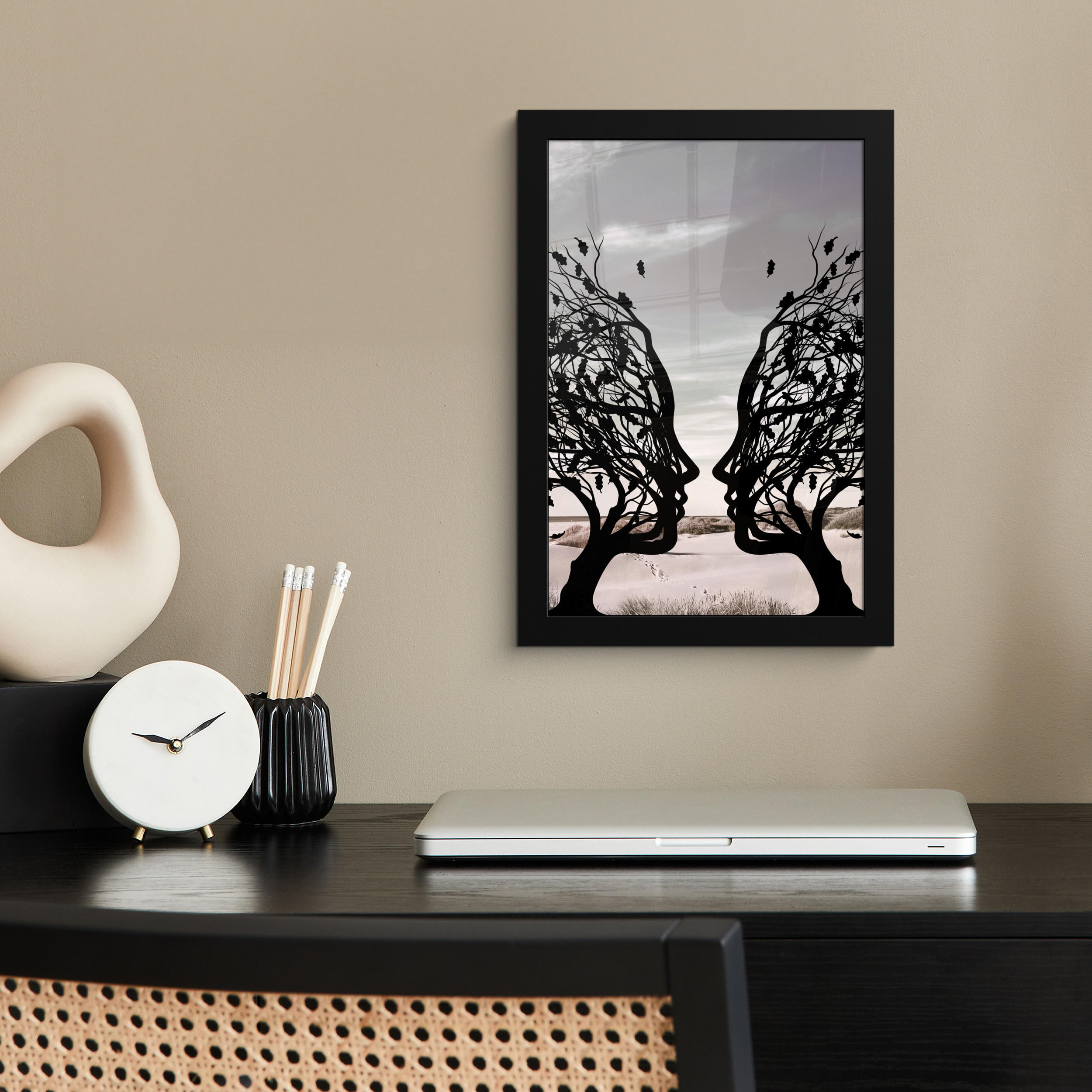 GERAHMTES BILD Strand - Meer - Menschen - Baum - Moderne Kunst 20x30 cm - Hellgrau, Papier (20/30cm) - MuchoWow