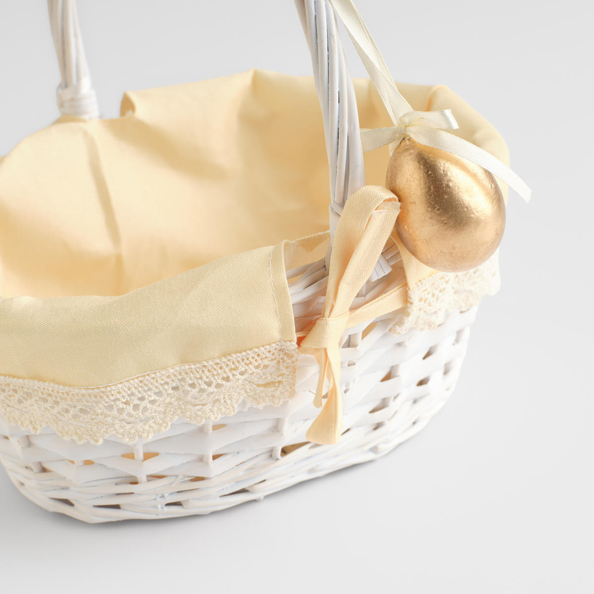 KORB MIT HENKEL Eggita - Weiß, Naturmaterialien (18/25/24cm) - home&you