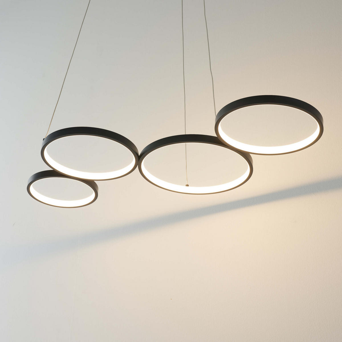 HÄNGELEUCHTE Newton, Schwarz, 130cm - Schwarz, Metall (88/48/130cm) - KOSILUM