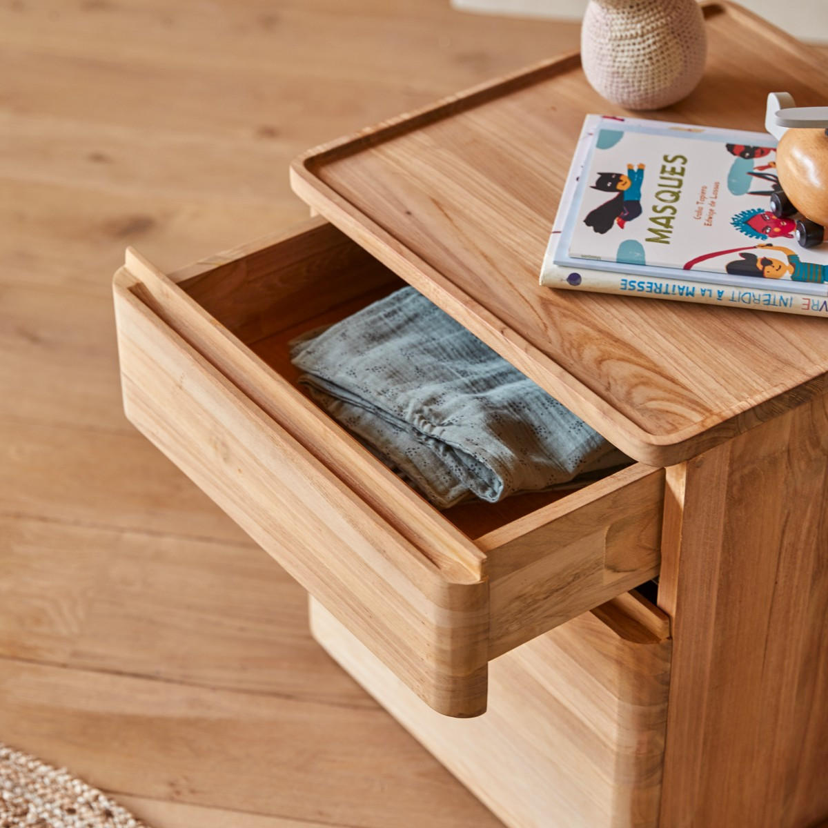 KINDER-NACHTTISCH Nino Natur aus Teak - Naturfarben, Holz (45/50/45cm) - Tikamoon
