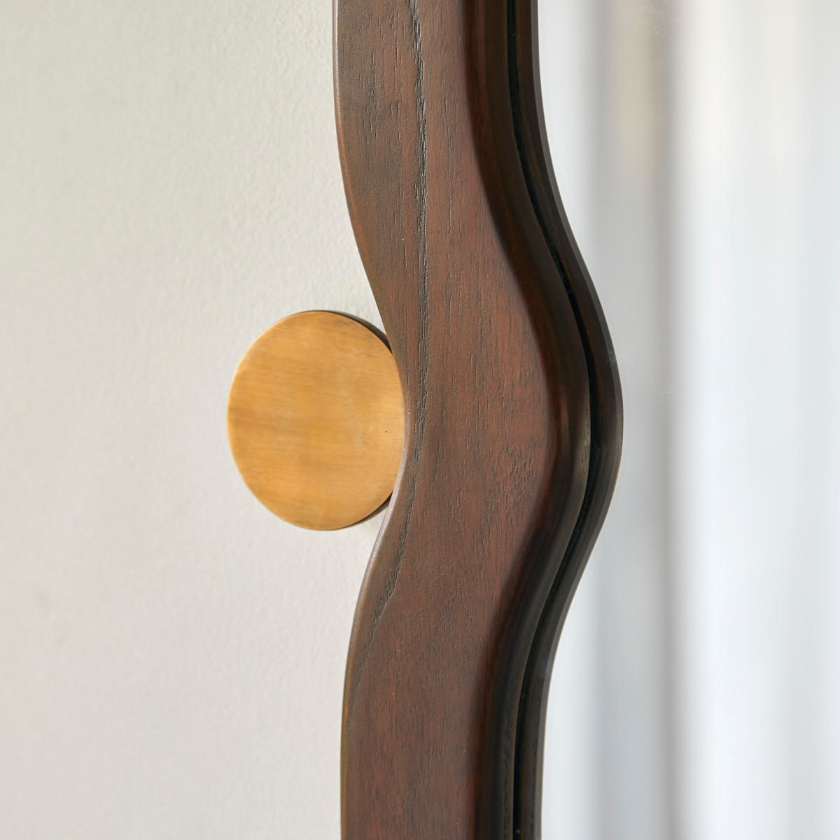 SPIEGEL Agate Braun aus Dunkles Mindiholz - Braun, Holz (40/60/3cm) - Tikamoon