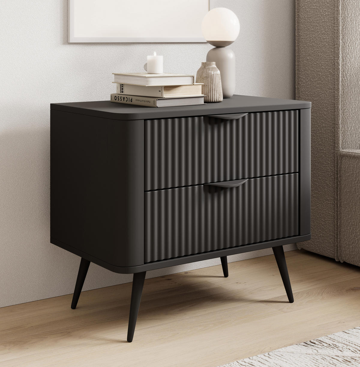 NACHTTISCH Vespasia 2S Schwarz 63,2/55,3/38 cm – Geriffelten Fronten - Schwarz, Holzwerkstoff/Metall (63.2/55.3/38cm) - AX Living