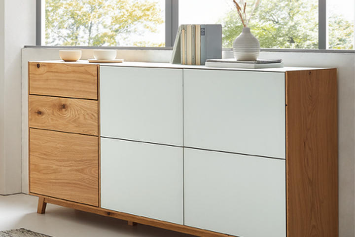Sideboard aus Holz