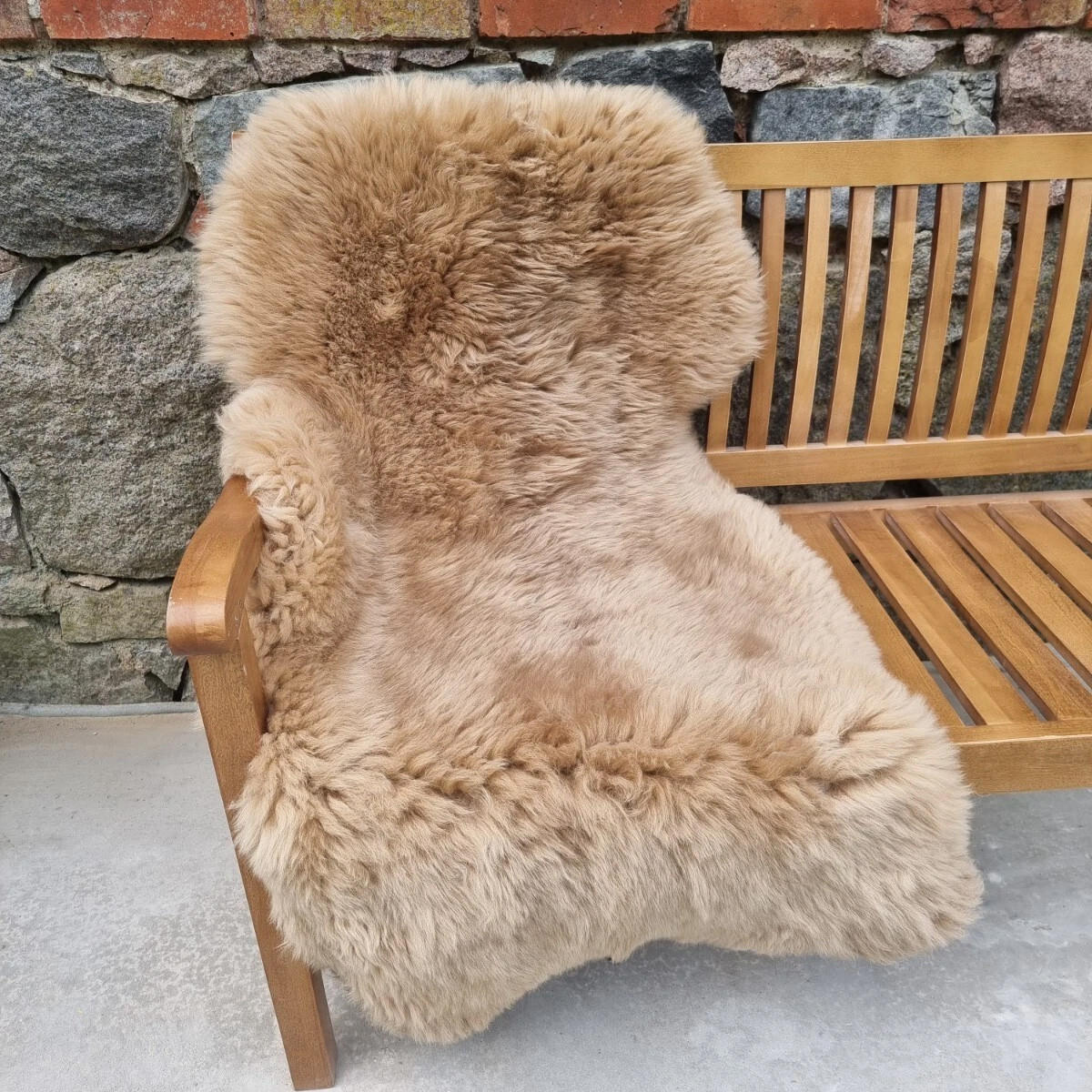 SCHAFFELL Premium Lammfell Natur ungeschoren weiche Wolle Beige dyed ca. 105 cm - Beige, Fell (55/105cm) - Provellus