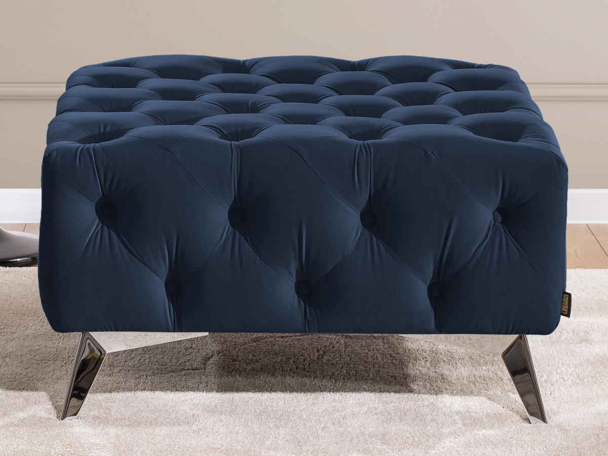 HOCKER Chesterfield Whitby Marineblau Samt mit silbernen Füßen - Blau/Silberfarben, Holz/Textil (80/45/80cm) - S-Style Möbel