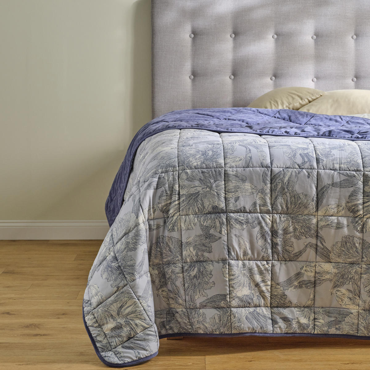 TAGESDECKE Flowa - Hellblau, Textil (200/220cm) - home&you