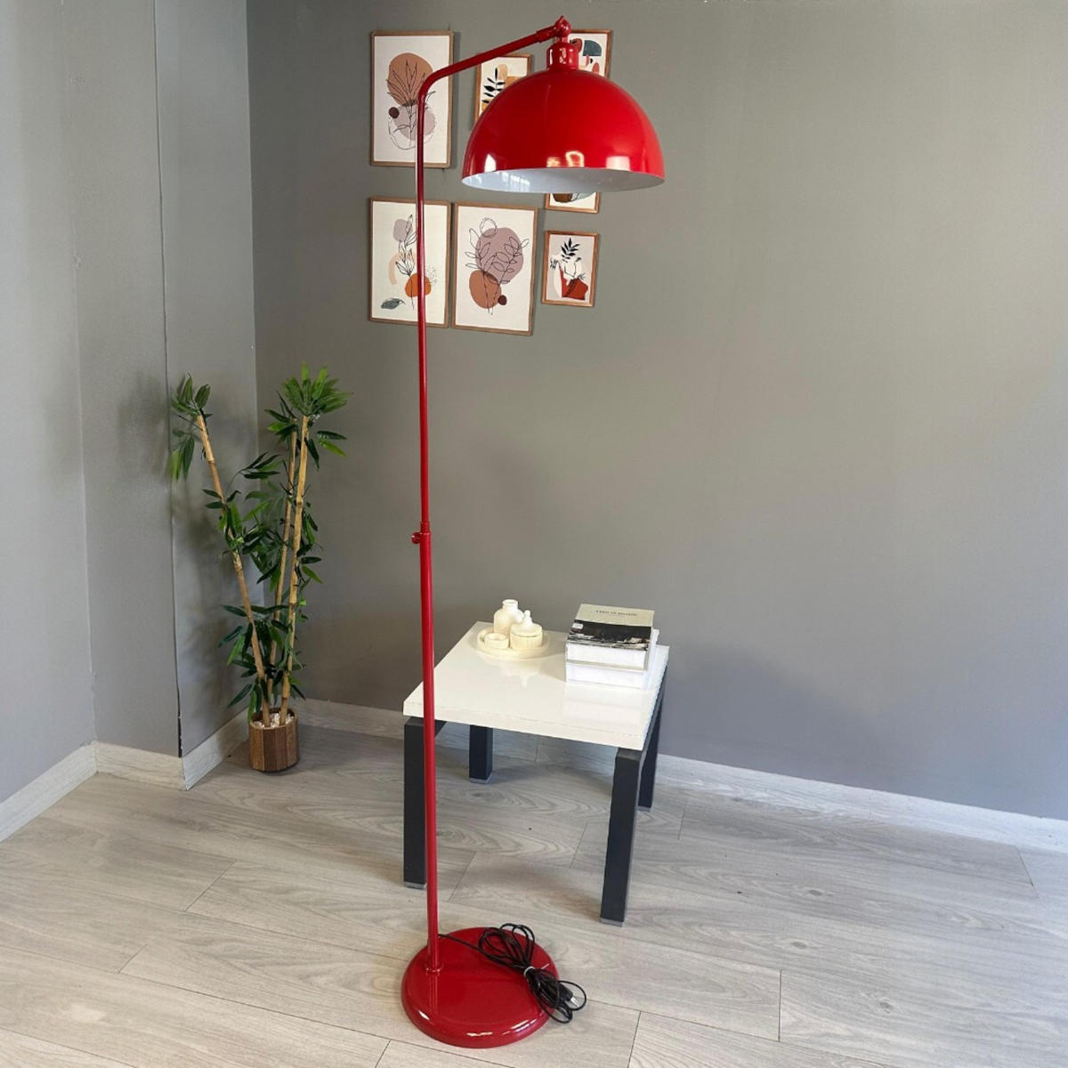 STEHLAMPE Norek aus Metall mit E27, verstellbarer Lampenschirm - Rot, Metall (37/37/169cm) - Bamyum