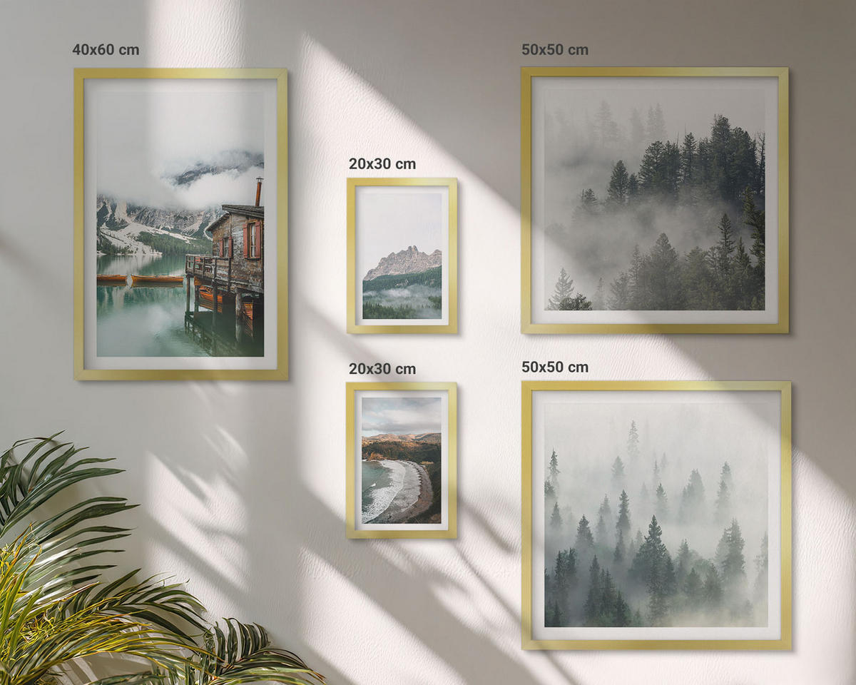 BILDER SET 5er Set - 50x50 cm & 20x30 cm & 40x60 cm Goldrahmen - Holzhausboot an Bergstränden - Goldfarben, Kunststoff (40/60cm) - TULUP