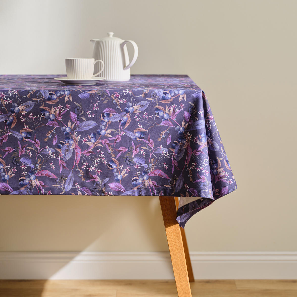 TISCHDECKE Veriso 150x220 cm, Violett - Violett, Textil (220/150/1cm) - home&you