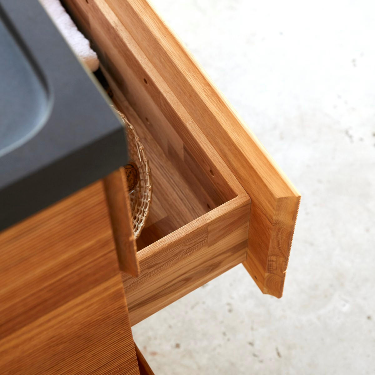 BADEZIMMERMÖBEL Karl Natur aus Eiche - Naturfarben, Holz (120/94/46cm) - Tikamoon