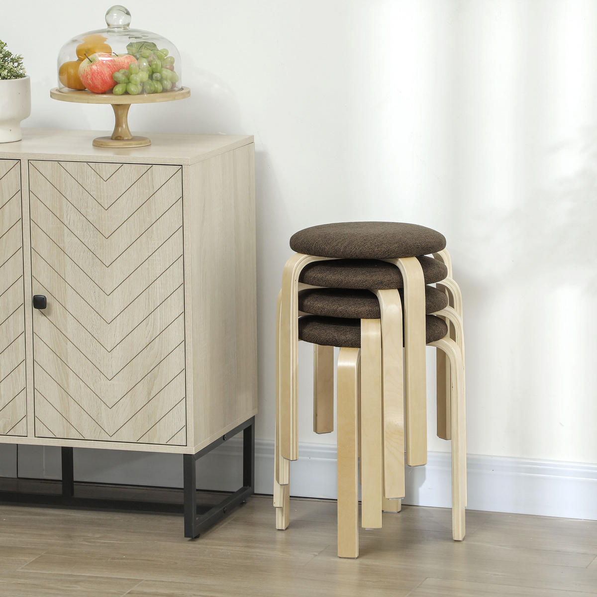 POLSTERHOCKER DE-06921 4er-Set stapelbar mit lackierter Oberfläche Braun - Braun, Holz (40/45/40cm) - ComfortXL
