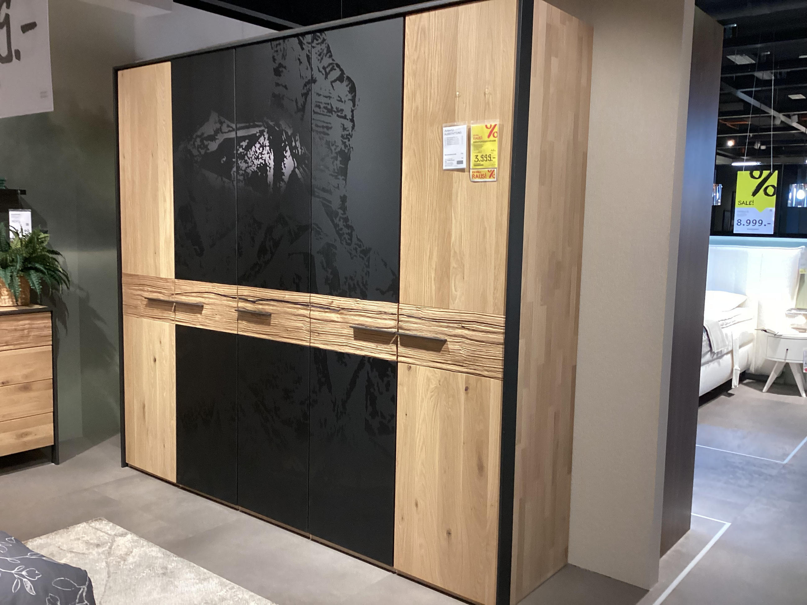 DREHTÜRENSCHRANK STEEL