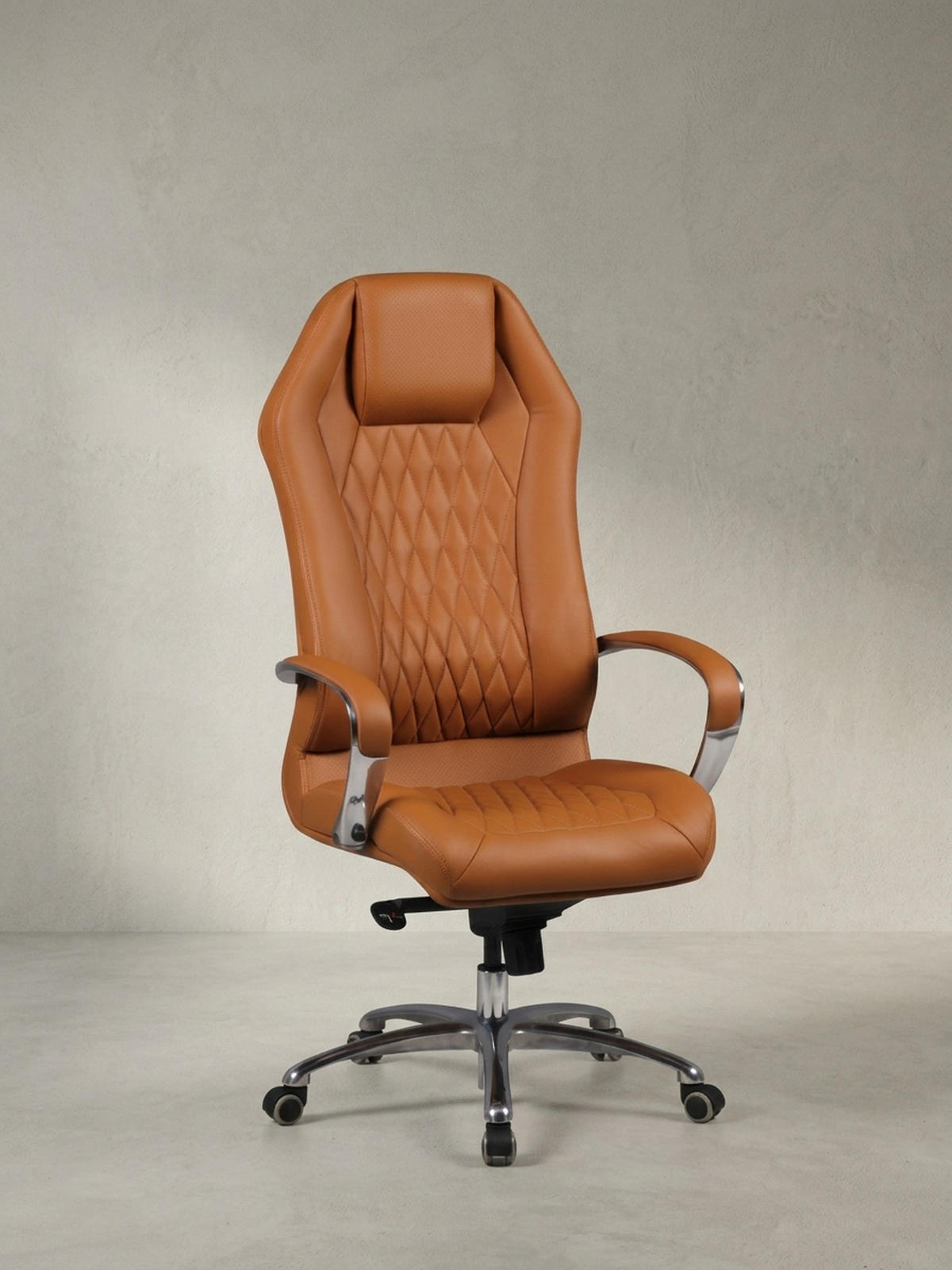 CHEFSESSEL Echtleder mit Multiblockwippmechanik, Lendenwirbelstütze und Aluminiumfußkreuz MILANO, Beige 70x67x136 cm - Beige/Silberfarben, Leder/Metall (70/136/67cm) - KADIMA DESIGN