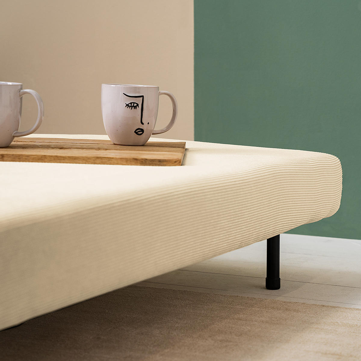 SCHLAFSOFA - Beige/Buchefarben, Buchenholz/Textil (141/81/90cm) - home24