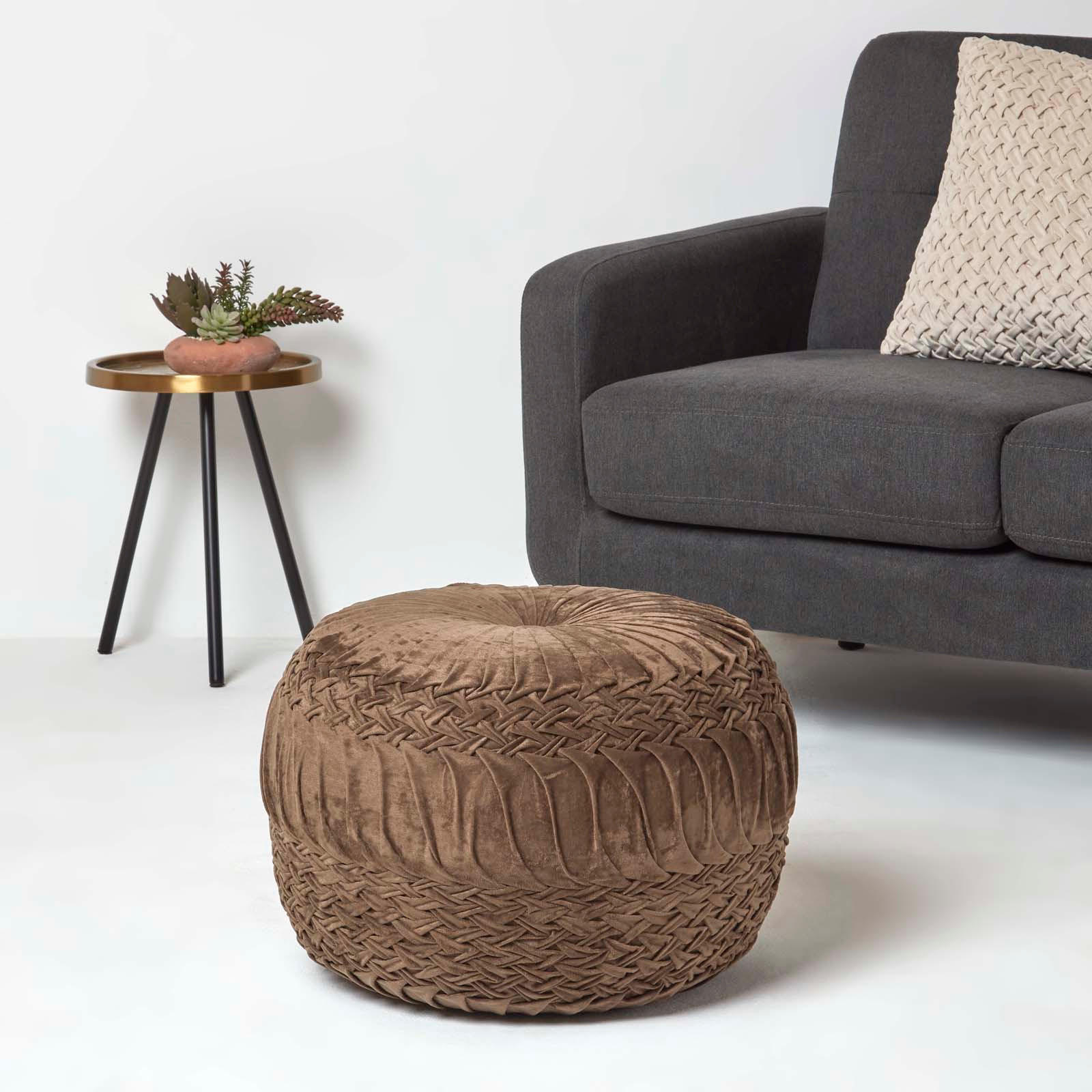 SAMT-POUF Sofia braun, plissiert in Flechtoptik, 50/50/35 cm - Braun, Textil (50/35/50cm) - Homescapes