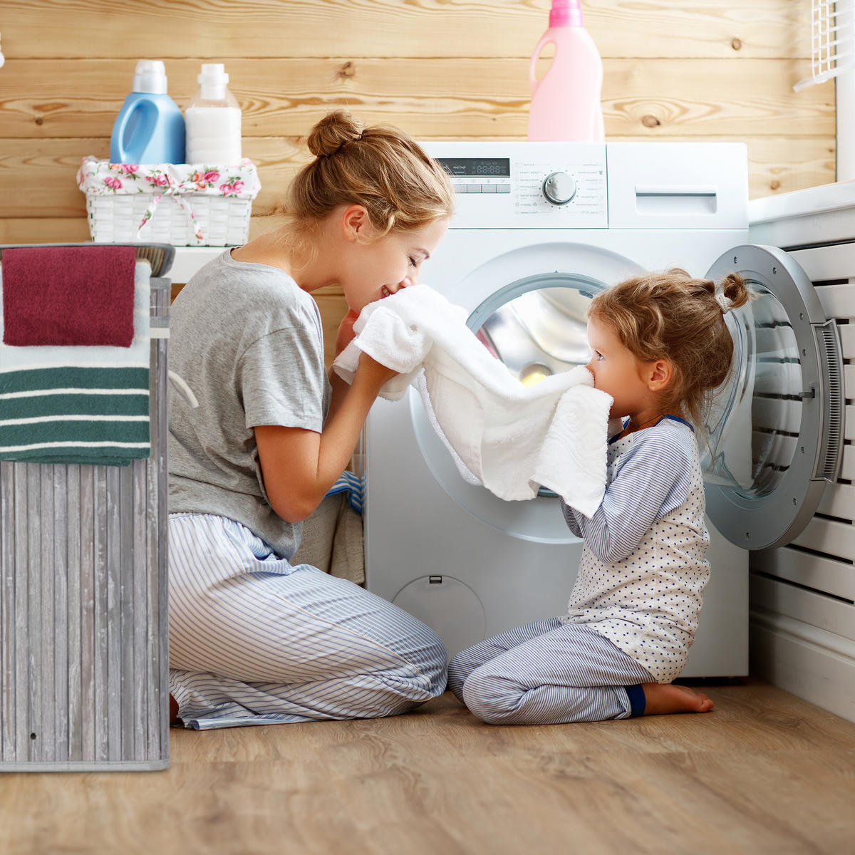 WÄSCHEKORB - Grau, Holz/Textil (36/63/36cm) - Relaxdays