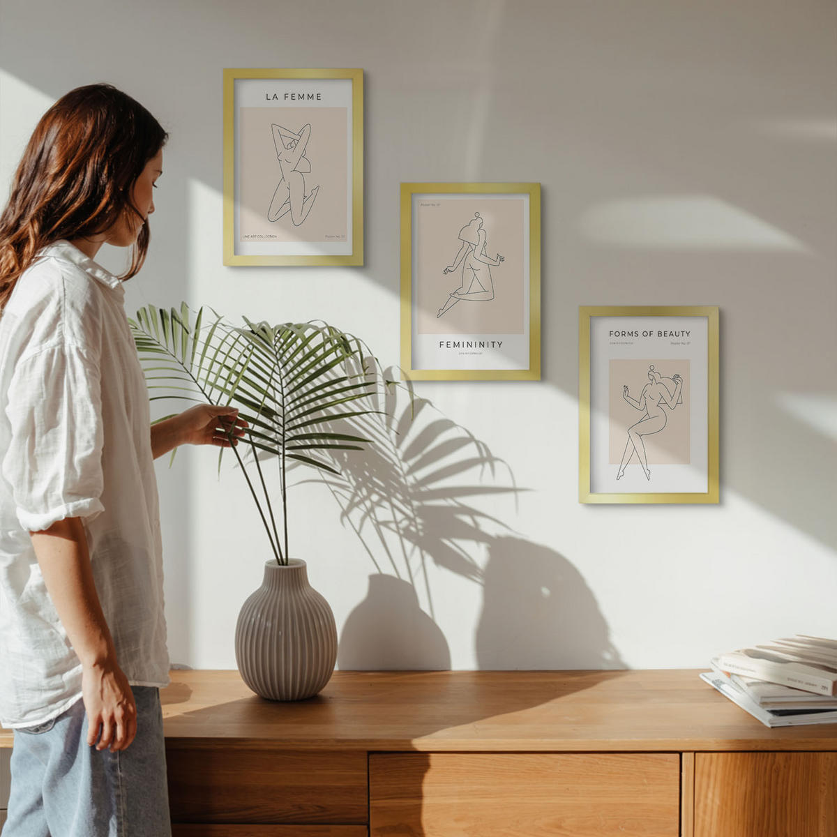 BILDER SET 3er Set - 20x30 cm Goldrahmen - Poster mit minimalistischen Frauensilhouetten - Goldfarben, Kunststoff (20/30cm) - TULUP