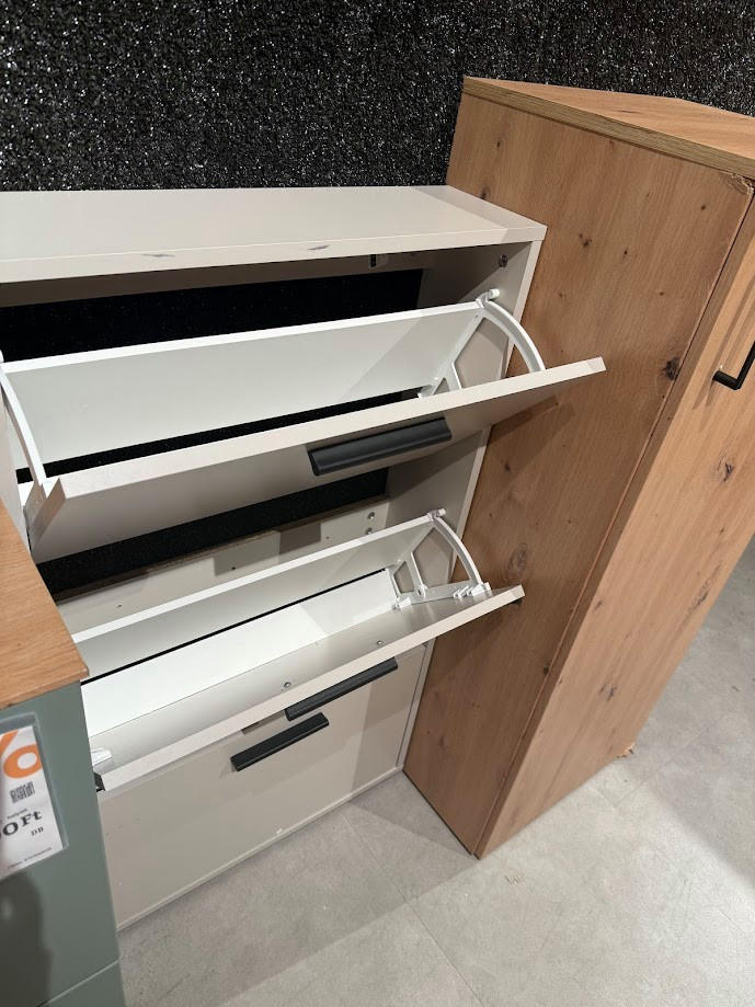 BILLENŐS CIPŐSSZEKRÉNY SAM-TOP-BUDAÖRS OUTLET - Carryhome