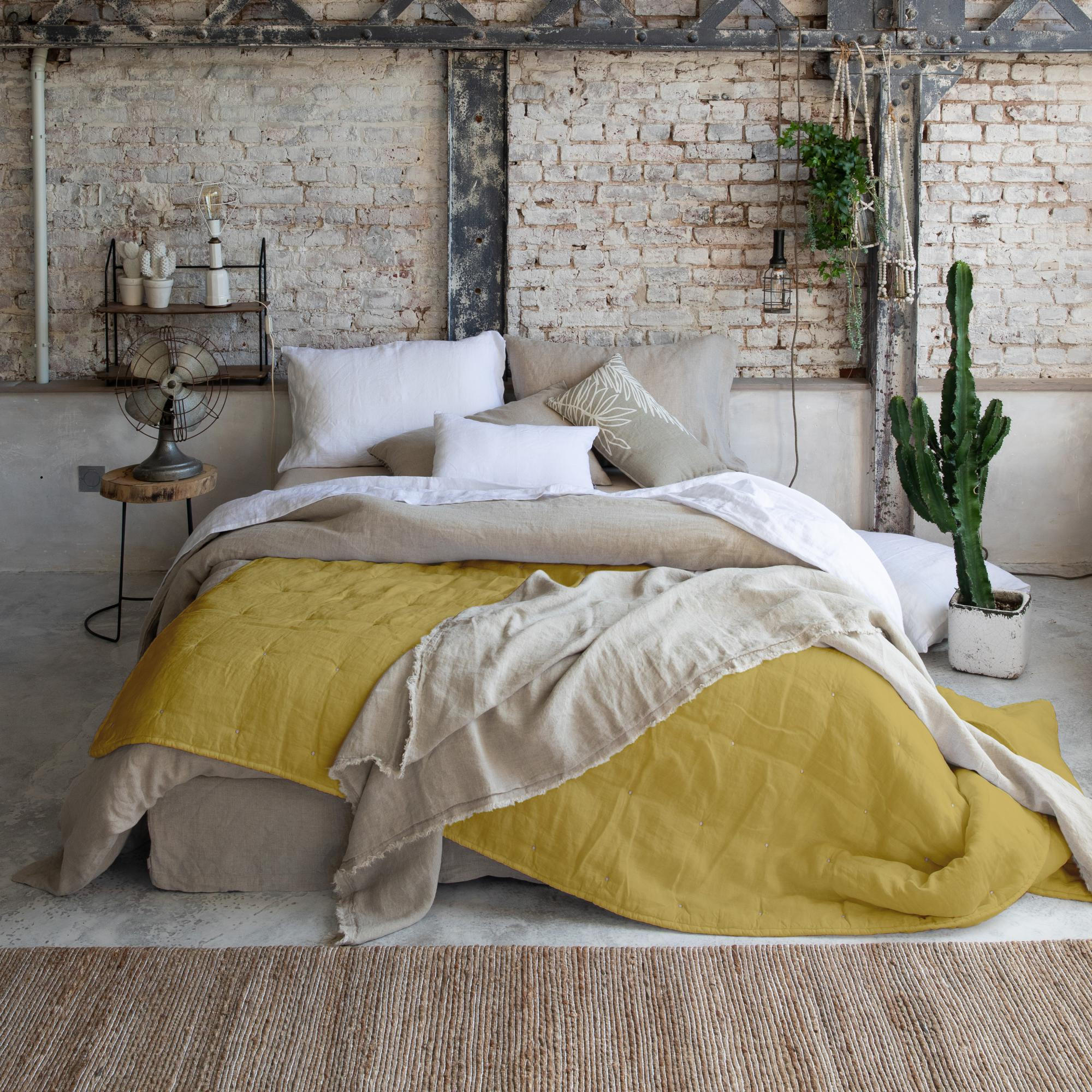BETTÜBERWURF Zeff absinthgrün 180 x 260 cm - Hellgrün, Textil (180/260cm) - Vivaraise