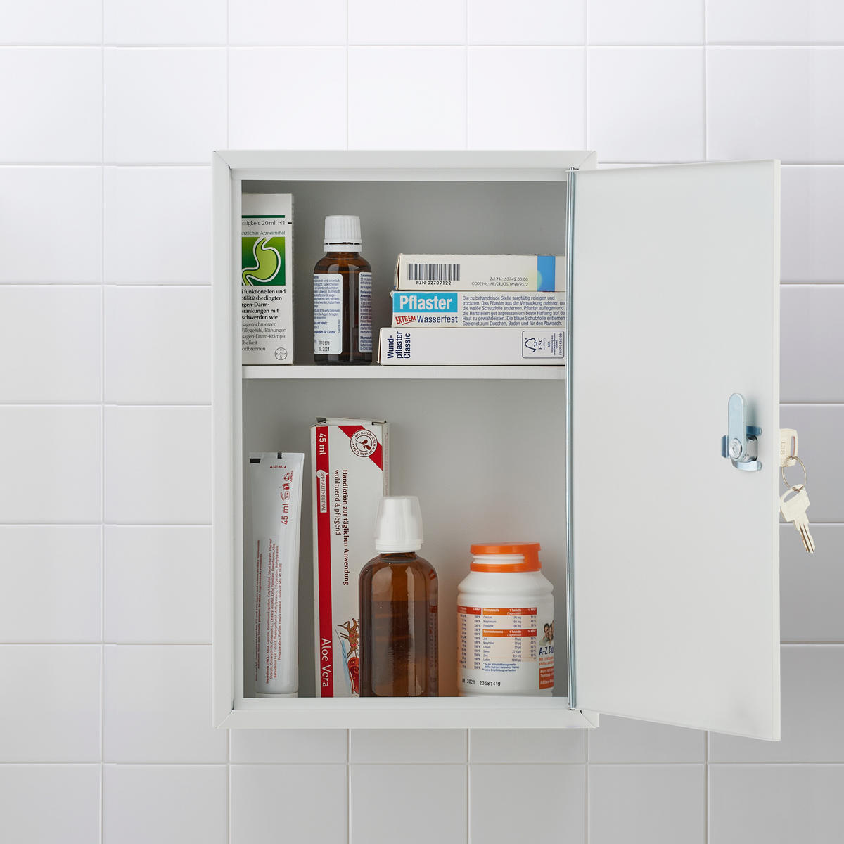 MEDIZINSCHRANK - Weiß, Metall (21.5/32/8cm) - Relaxdays