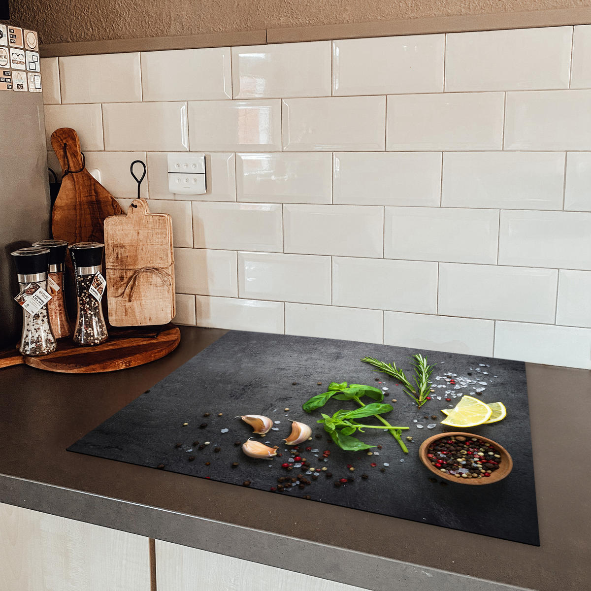 HERDABDECKPLATTE Limette - Kräuter - Gewürze - Grün - Grau - Beton 65x52 cm - Grün, Kunststoff (65/0.2/52cm) - MuchoWow