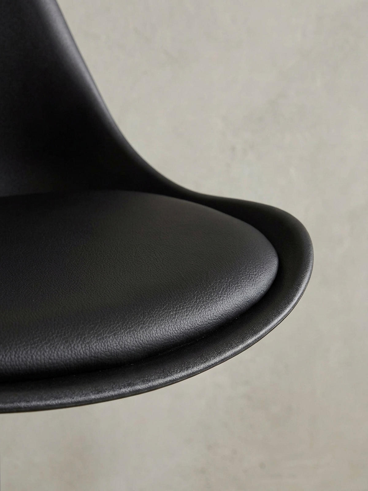 BARHOCKER – Skandinavisch, Kunstleder, Rückenlehne, X-Beine mit Metallring - Schwarz, Holz/Kunststoff (49/113/53cm) - KADIMA DESIGN