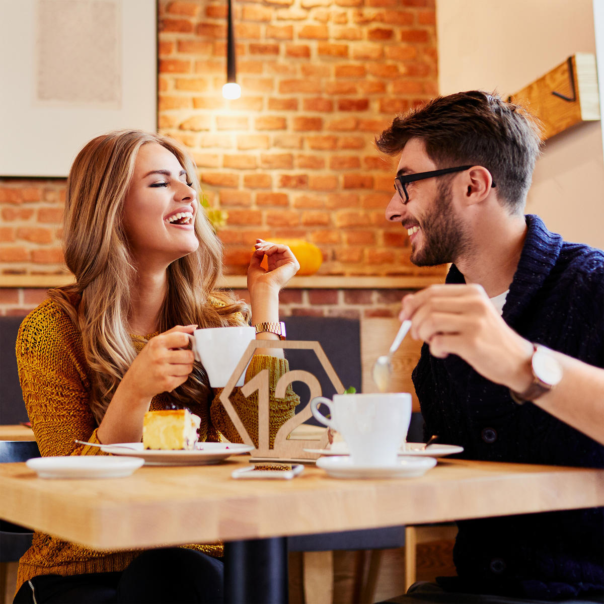 20XČÍSLÁ stolov - svetlohnedá, drevo (11/10/2.5cm) - Relaxdays