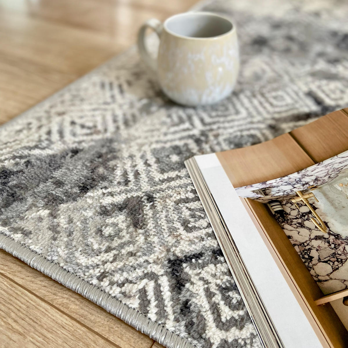 KOBEREC béžový krémový abstraktný - 120 x 170 cm - piesková/krémová, textil (120/170cm) - Mazovia
