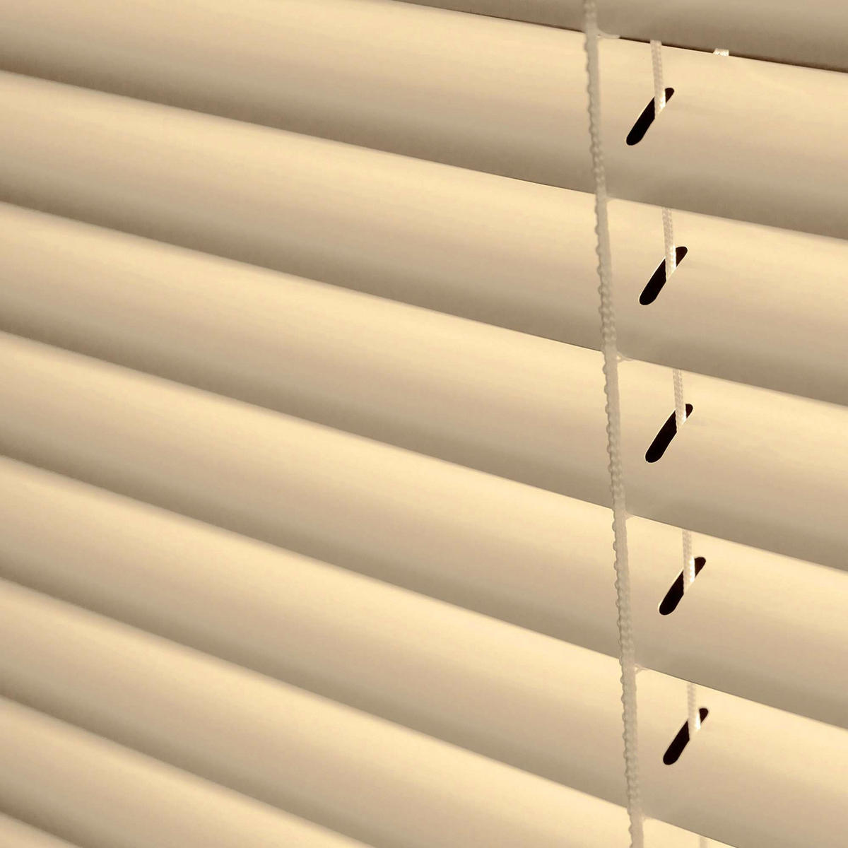 JALOUSIEN vinyl venetianische mit Taupe Zugschnur 90x160 - Braun, Kunststoff (90/160cm) - STORESDECO