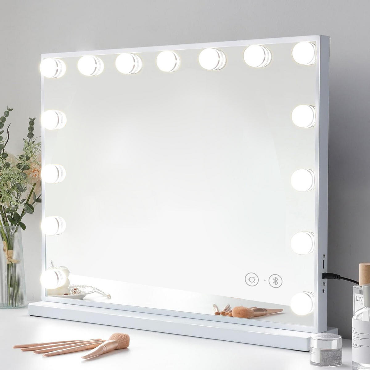 SCHMINKSPIEGEL mit LED-Beleuchtung und Bluetooth weiß 58/46 cm - Weiß, Metall (58/46/3cm) - VANITII
