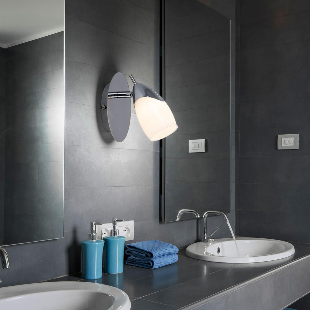 LED WANDLEUCHTE Wilma Weiß Metall - Weiß, Glas (8/15/16cm) - Esto