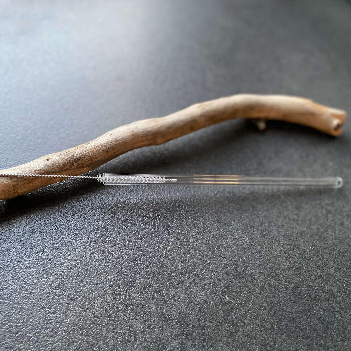 STROHHALM-SET mit 2 Bürsten und Aufbewahrungstasche (15-tlg) - Transparent, Glas (0.8/1cm) - Intirilife