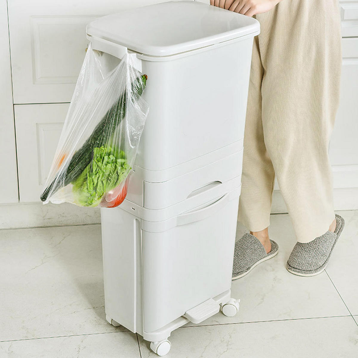 MÜLLEIMER 42L Mülltrennung 3-Stufig Schublade Rollen Kunststoff Weiß Kreatives und modernes Design 42 × 28,2 × 84 cm - Weiß, Kunststoff (42/84/28.2cm) - Livingandhome