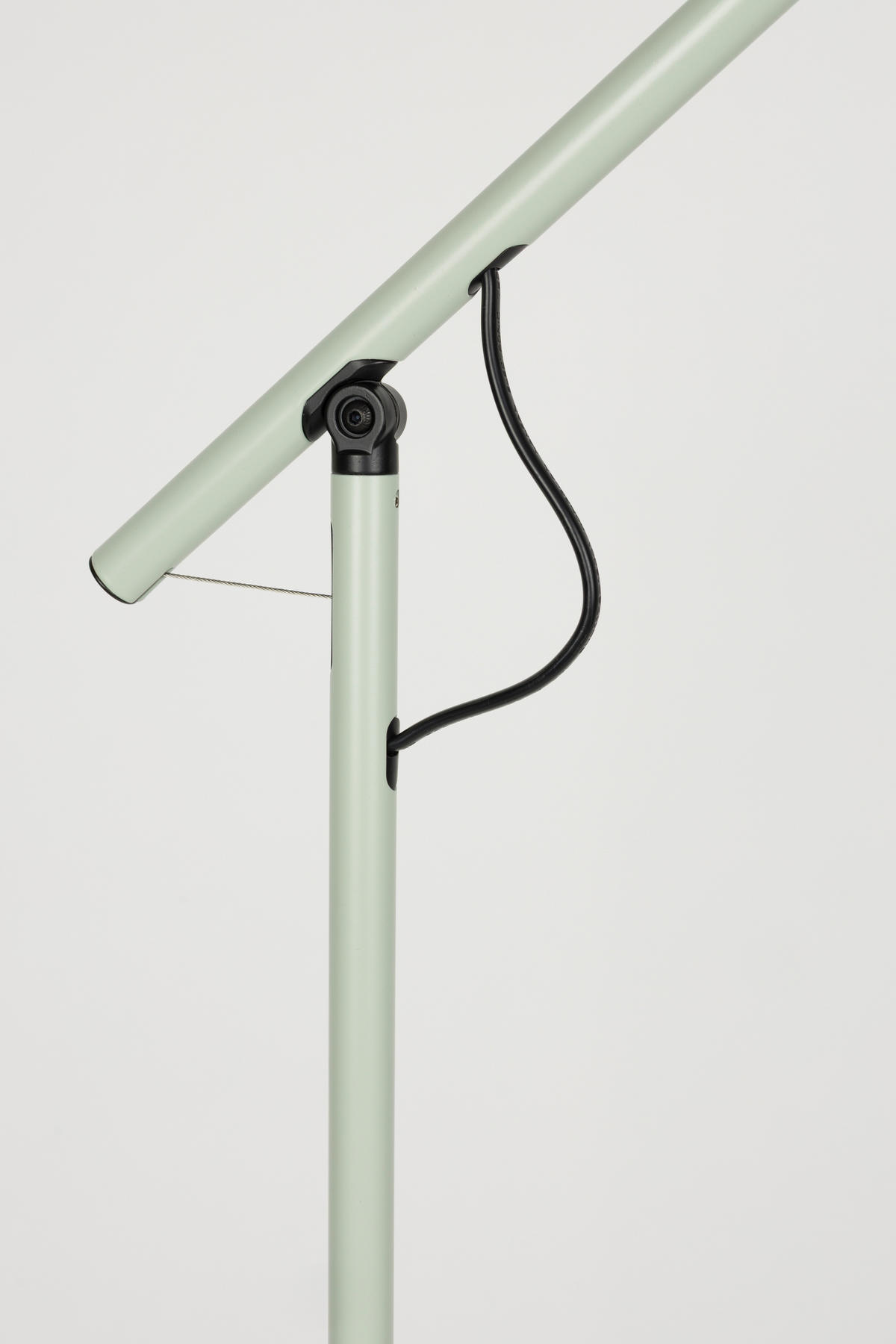 STEHLAMPE Aero - Grün - 57.5/25/120 cm - Grün, Metall (57.5/25/120cm)