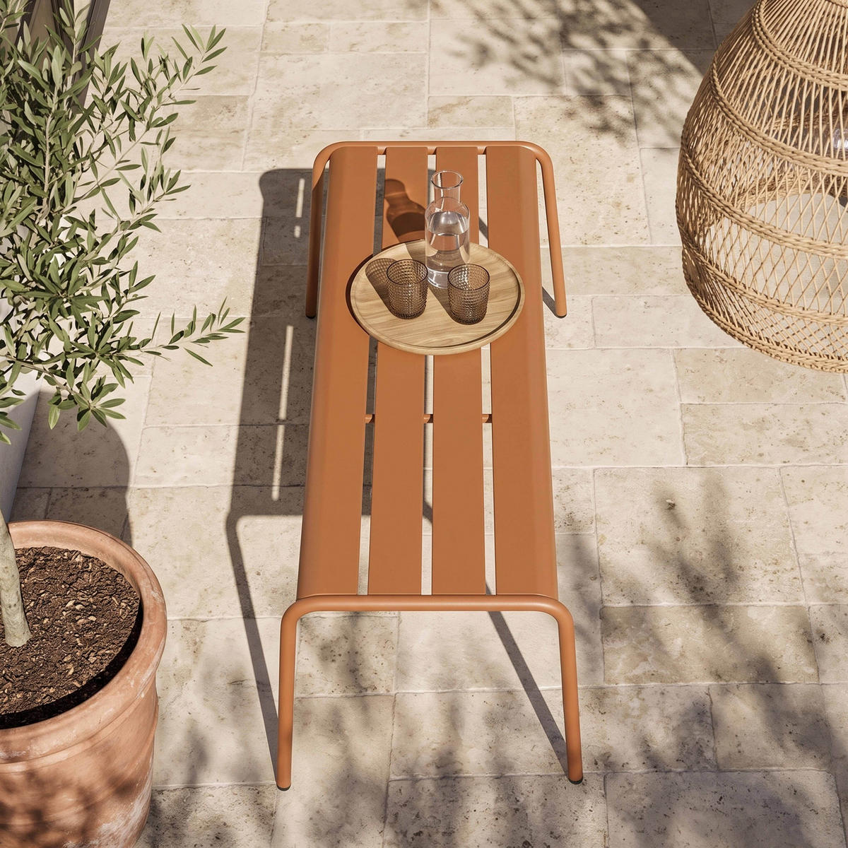 GARTENBANK, Karamell - Braun, Metall (52/46/120cm) - Oviala