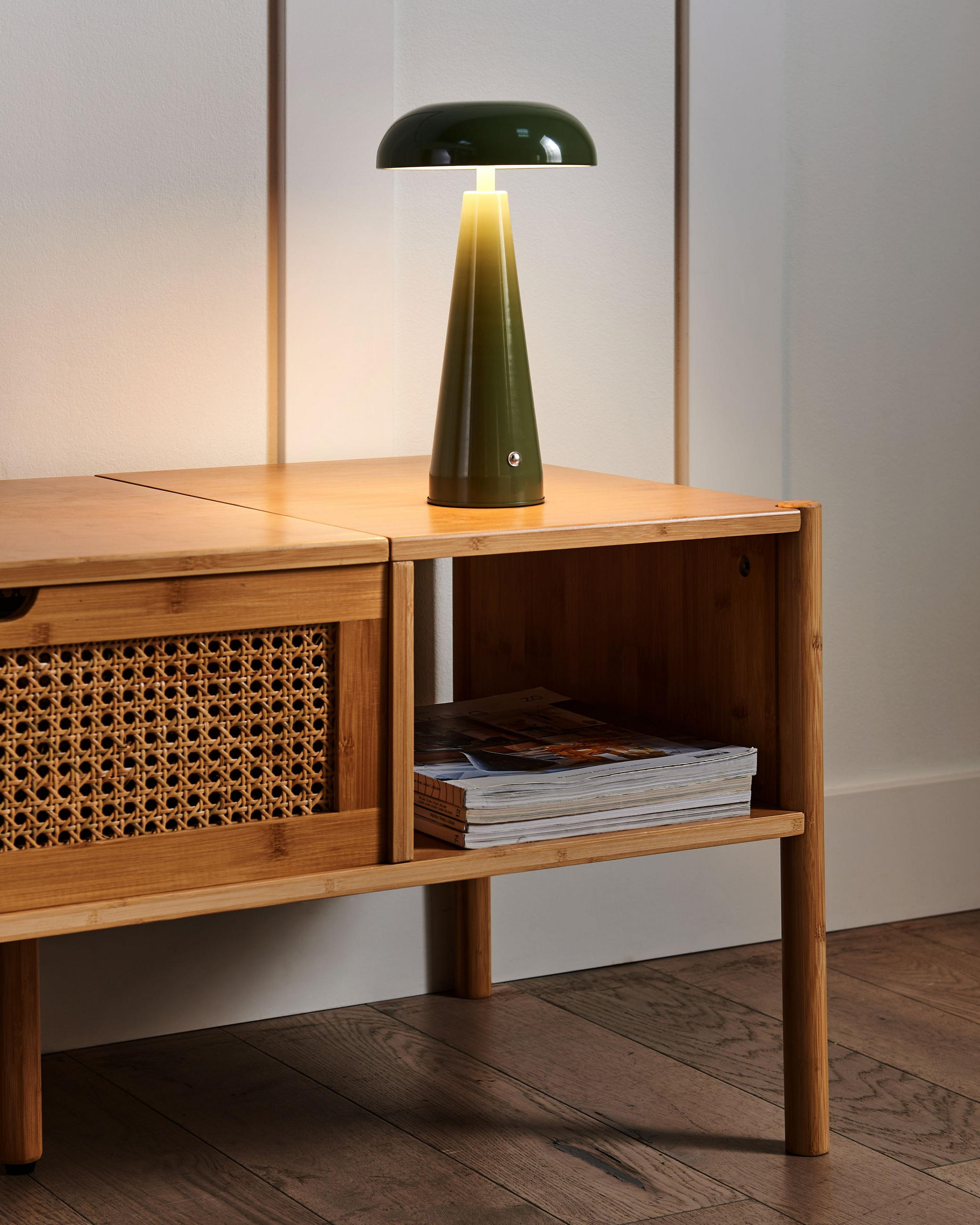 LED-TISCHLEUCHTE Grün Bocono - Grün, Metall (15/15/28cm) - Beliani