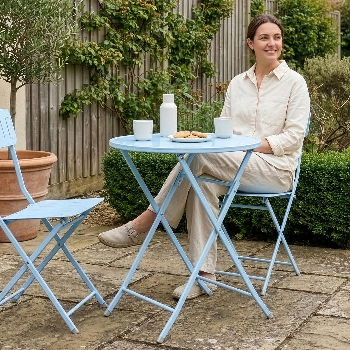 GARTENKLAPPTISCH Sande - Hellblau, Metall (62/62/71cm) - [en.casa]