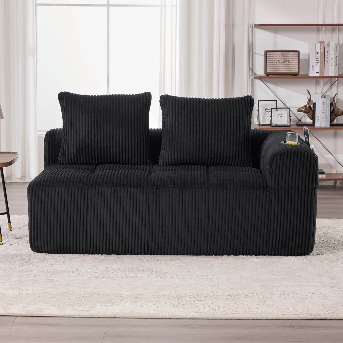 2-SITZER-SOFA aus Cord 158x93x61 cm mit Seitenfächern & Becherhaltern, schwarz - Schwarz, Textil (93/61/158cm)