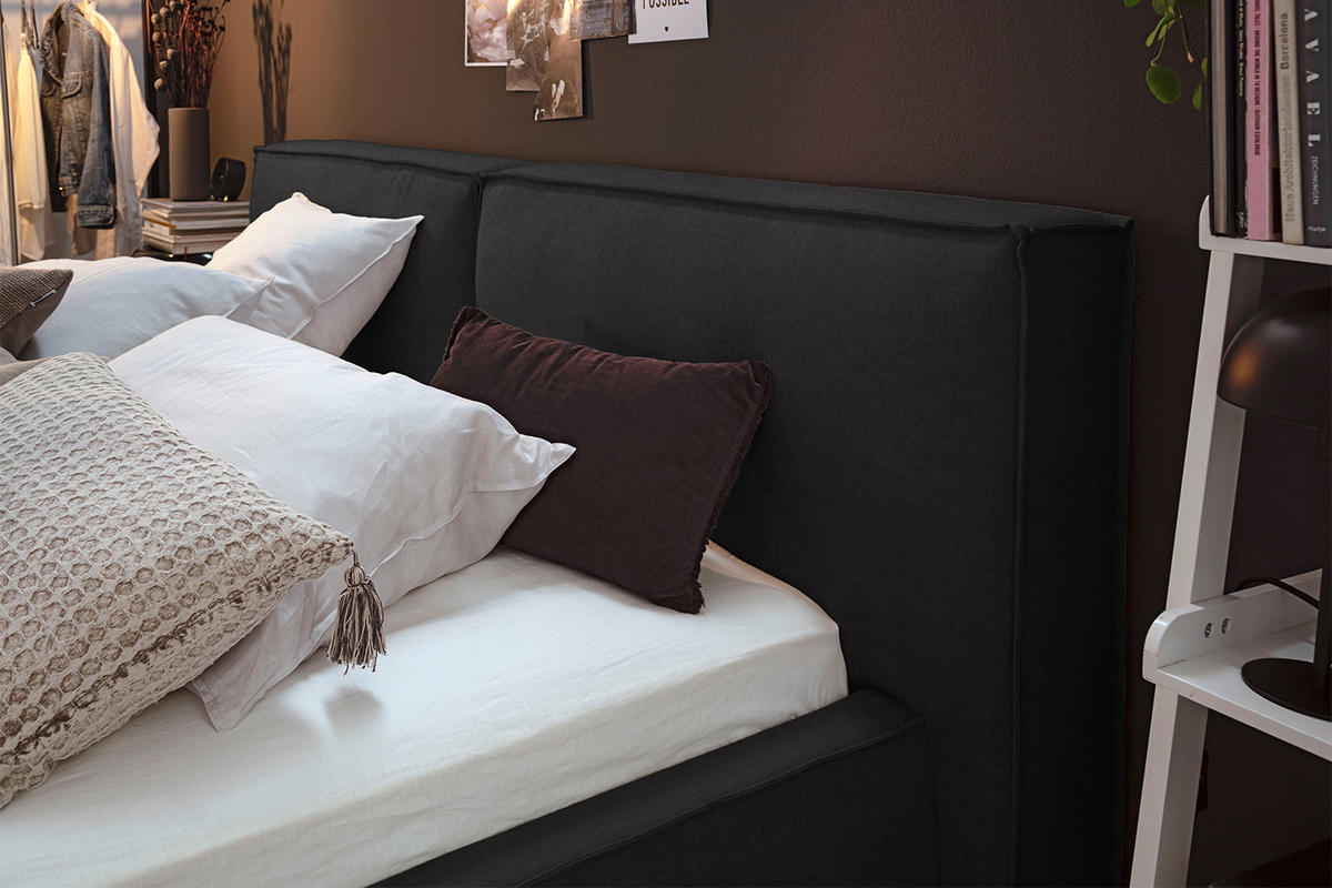 POLSTERBETT CARLO Schwarz Massivholz - Schwarz, Textil (200/200cm) - KAWOLA