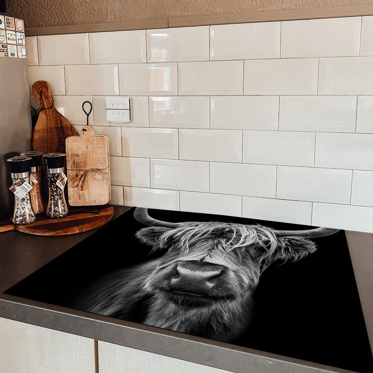 HERDABDECKPLATTE Schottischer Highlander - Hörner - Schwarz - Weiß - Kuh - Wild - Tiere Induktionsmatte 77x59 cm - Schwarz, Kunststoff (77/59/0.2cm) - MuchoWow