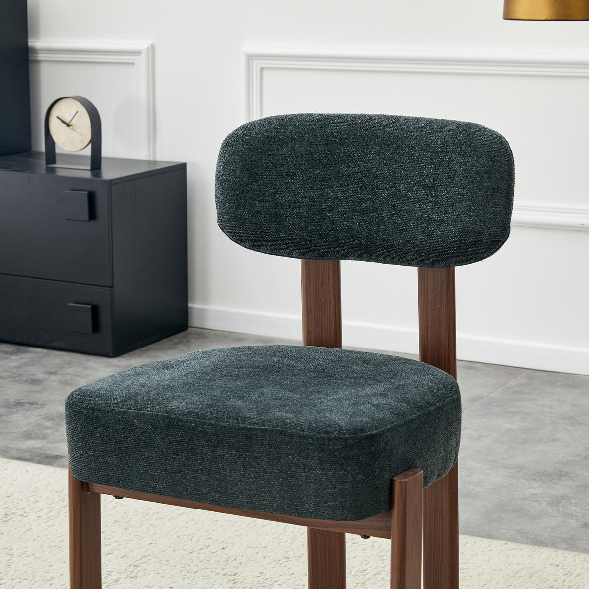 MATSTOL 2-PACK i Linnetyg med böjt ryggstöd och tjock stoppning - Svart, Textil (49/82.5/57cm) - Urban Meuble