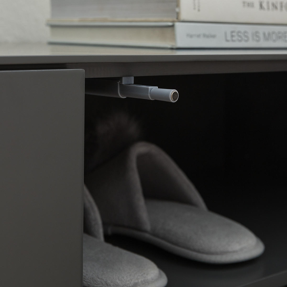 SCHUHKOMMODE mit 2 Türen - Eichefarben/Grau, Holzwerkstoff (110/132/38cm) - home24