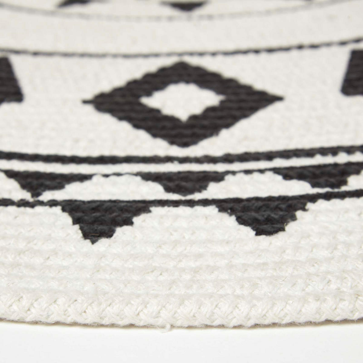 TEPPICH Lia geflochten mit Mandala-Muster rund 90 cm - Schwarz, Textil (90/90cm) - Homescapes