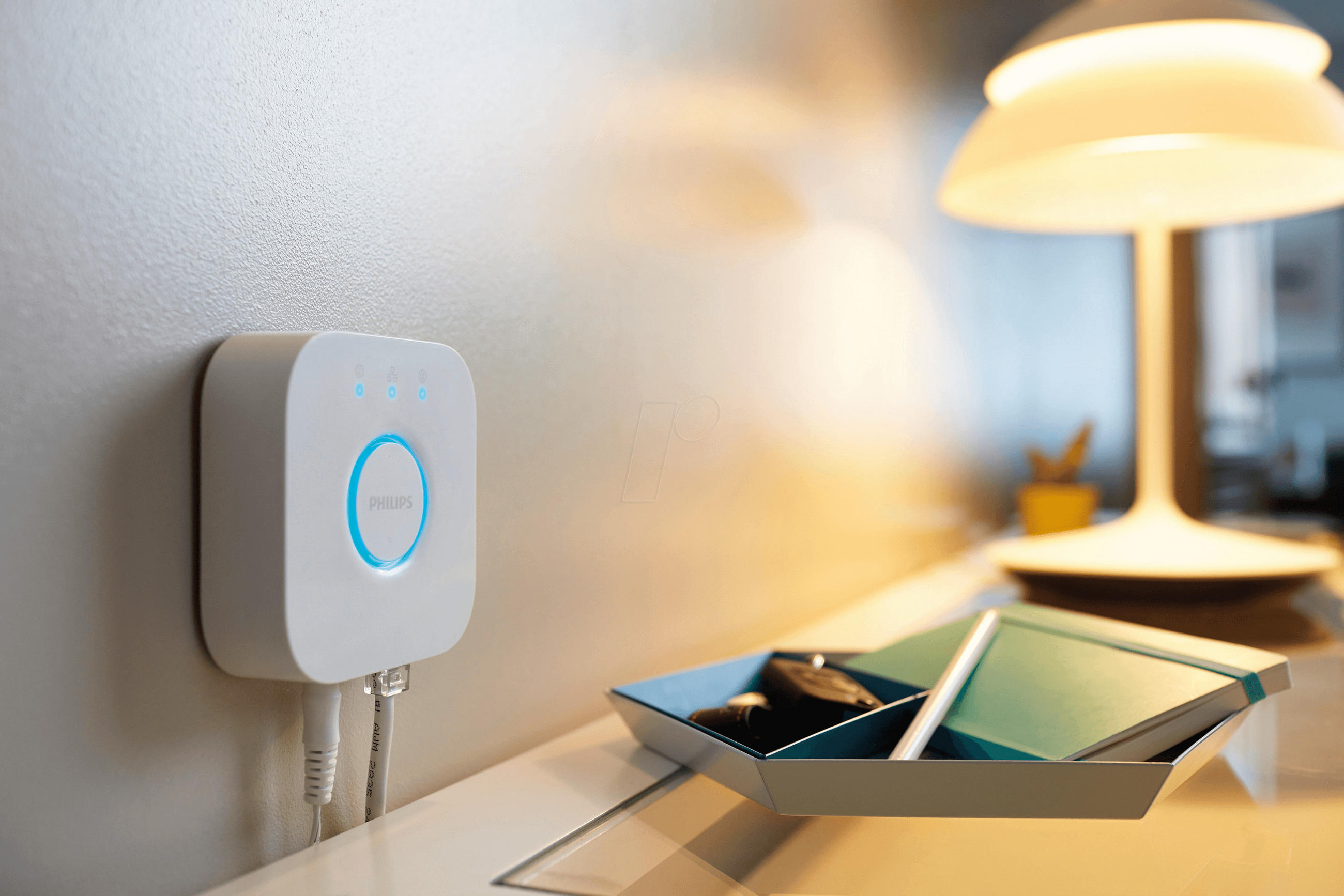 Upravljalni element pametnih svetil Philips