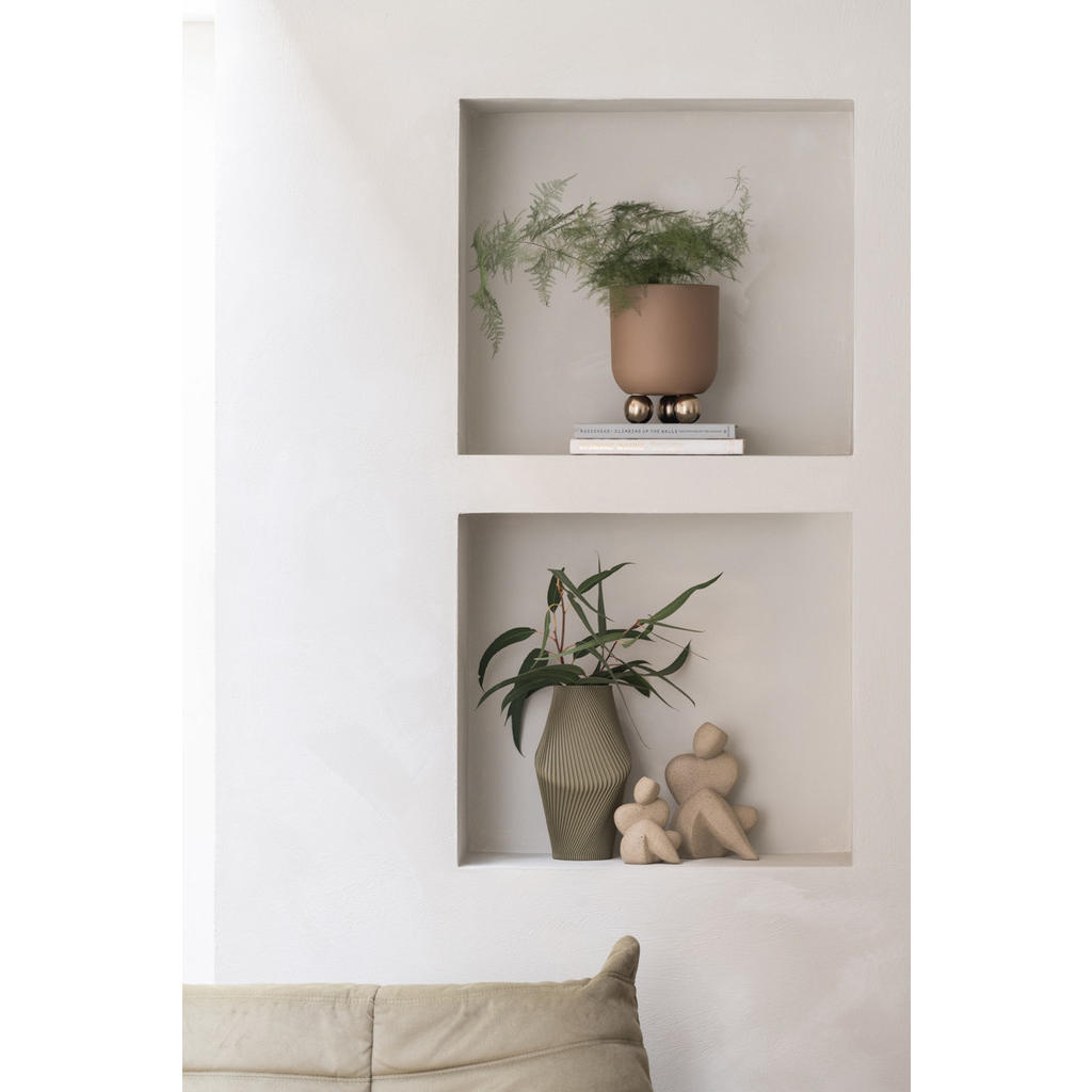 Thumbnail - Present Time Figur, Braun, Kunststoff, 8x14x11 cm, CE, Dekoration, Skulpturen & Dekoobjekte, Skulpturen