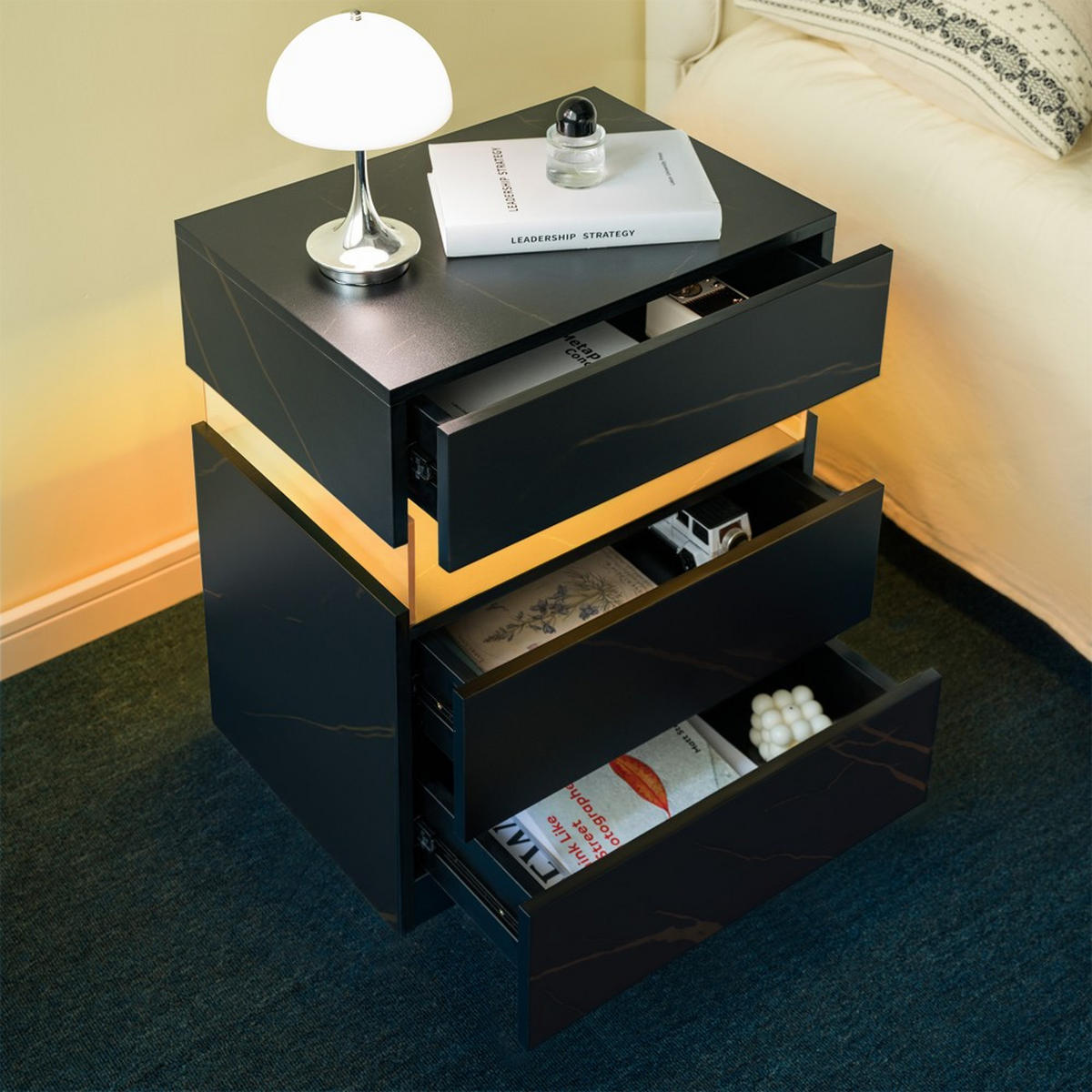 NACHTSCHRANK LED 3 Drawer Schwarz-Gold - Goldfarben/Schwarz, Holzwerkstoff (38/61/48cm)