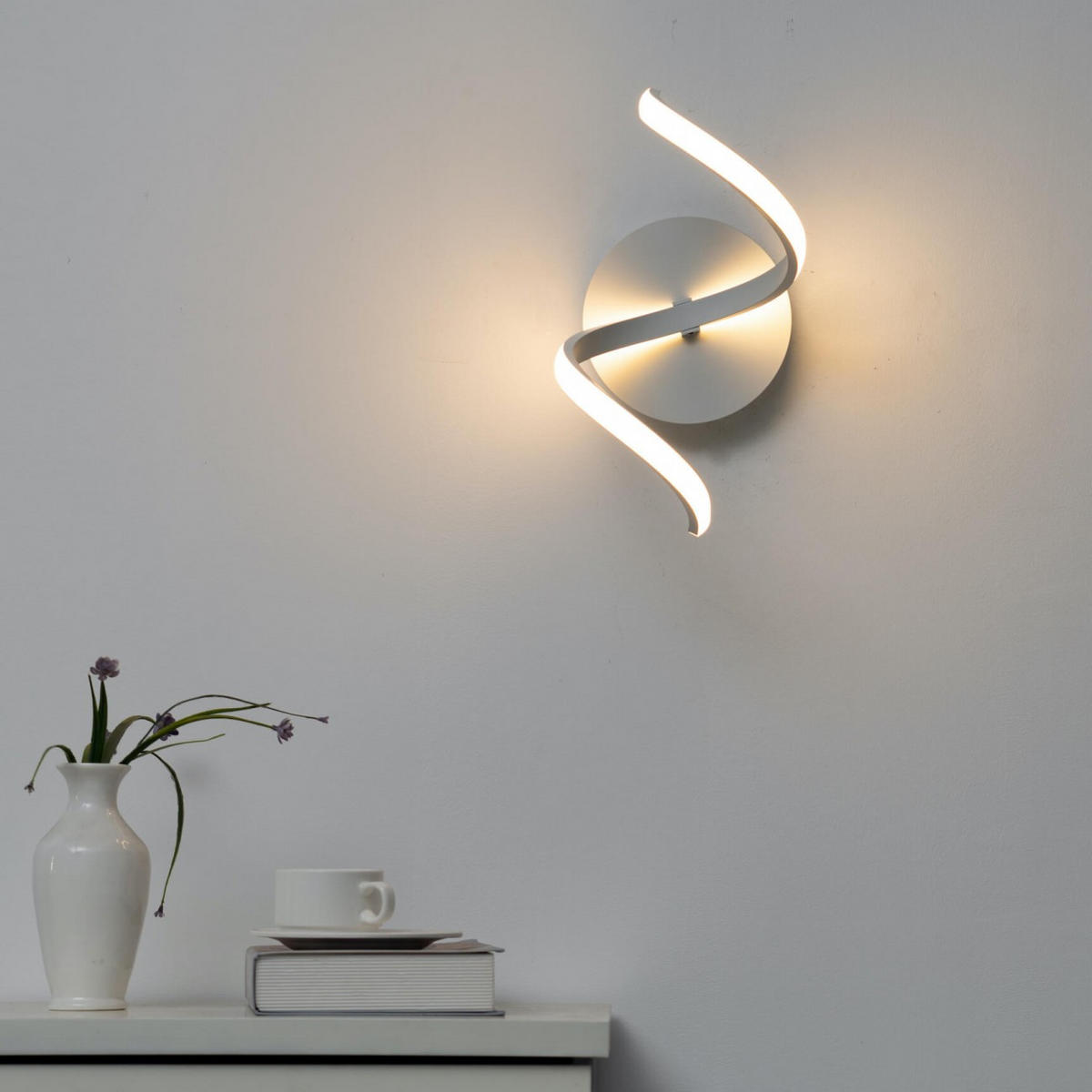 WANDLEUCHTE Vortex, Weiß, 35cm - Weiß, Metall (20/35/19cm) - KOSILUM